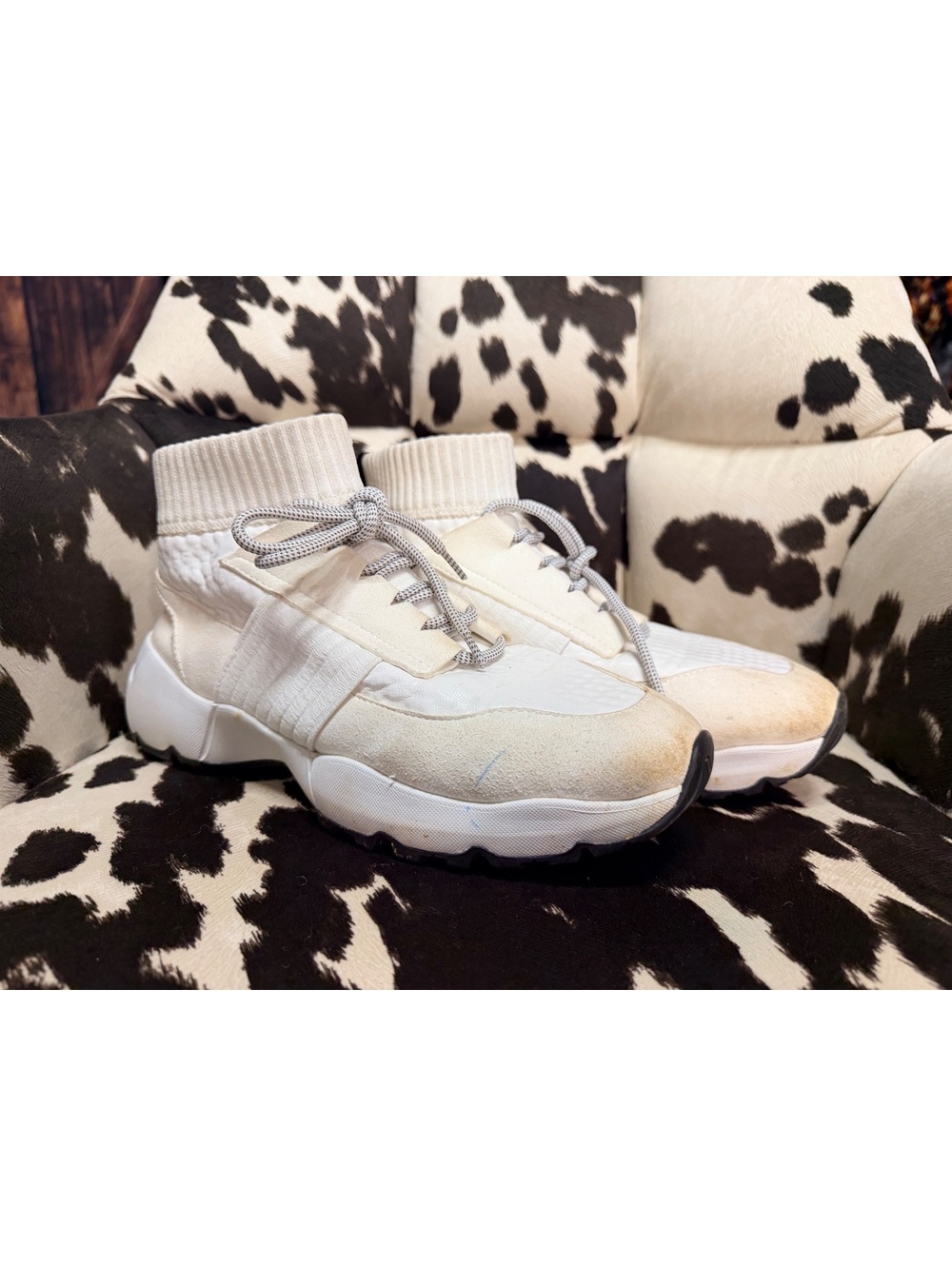 Women's Knit Sock Sneakers Size 8 White Beige